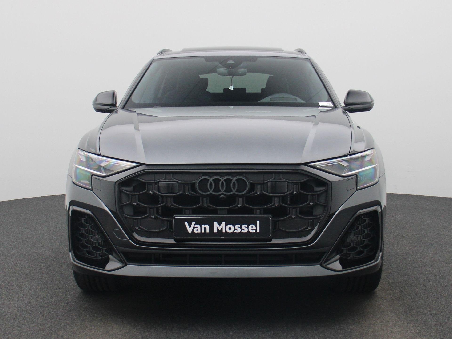 Audi Q8 60 TFSI e quattro Pro Line S Competition 490 PK | Ad, 12 maanden, Gebruikt, 2995 cc, Q8