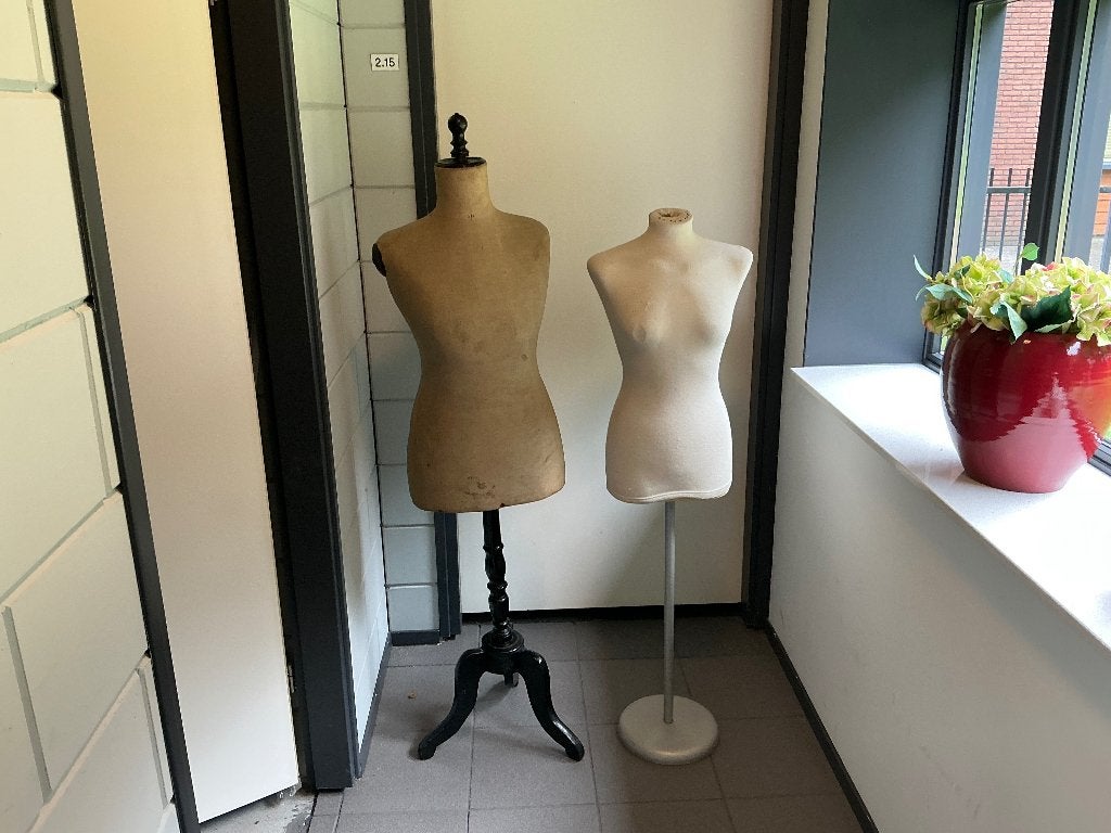 Buste 2 maal, Antiek en Kunst, Curiosa en Brocante, Ophalen
