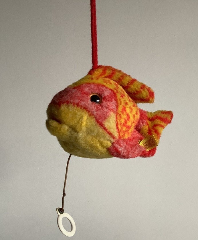 Vintage Steiff vis Zappy met muziekje, Ophalen of Verzenden, Zo goed als nieuw, Stoffen beer, Steiff