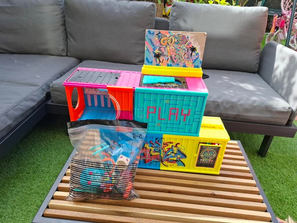 L.O.L. Surprise speelhuis / poppenhuis + accessoires – €10, Ophalen of Verzenden, Gebruikt, Poppenhuis
