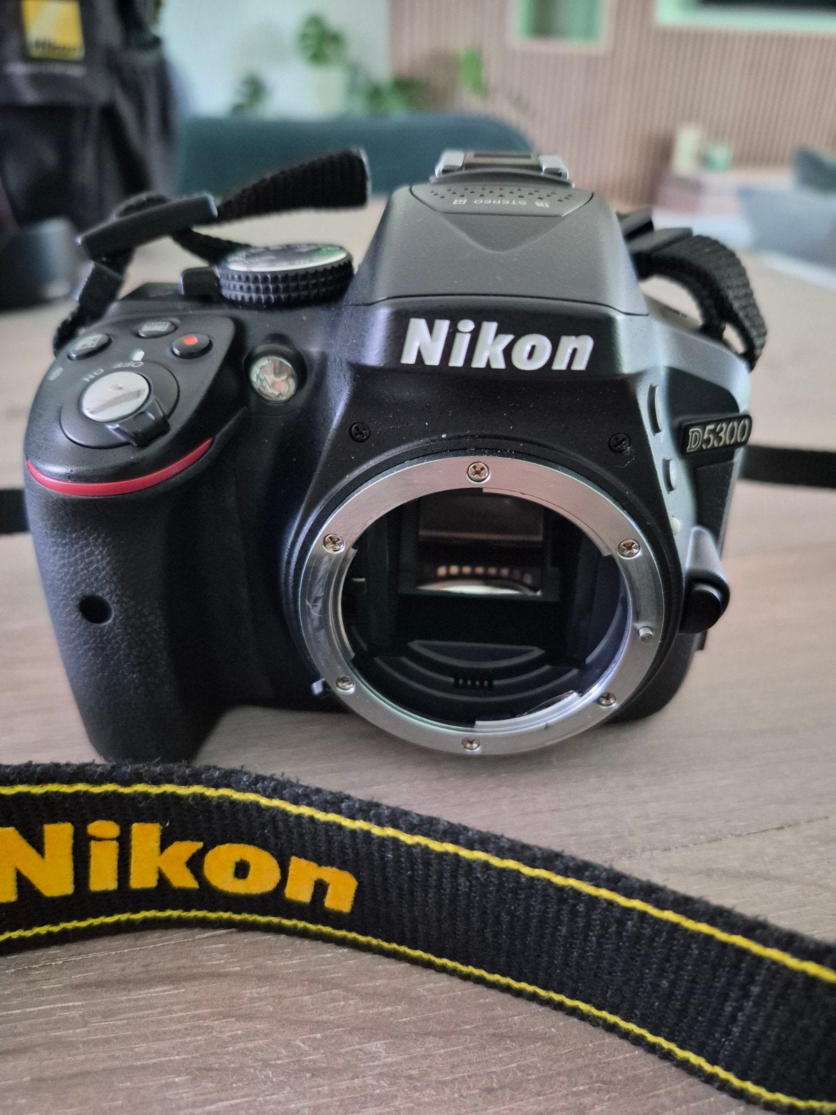 Nikon D5300 Spiegelreflexcamera, 2 lenzen en accesoires!, Ophalen, Zo goed als nieuw, Nikon, Geen optische zoom