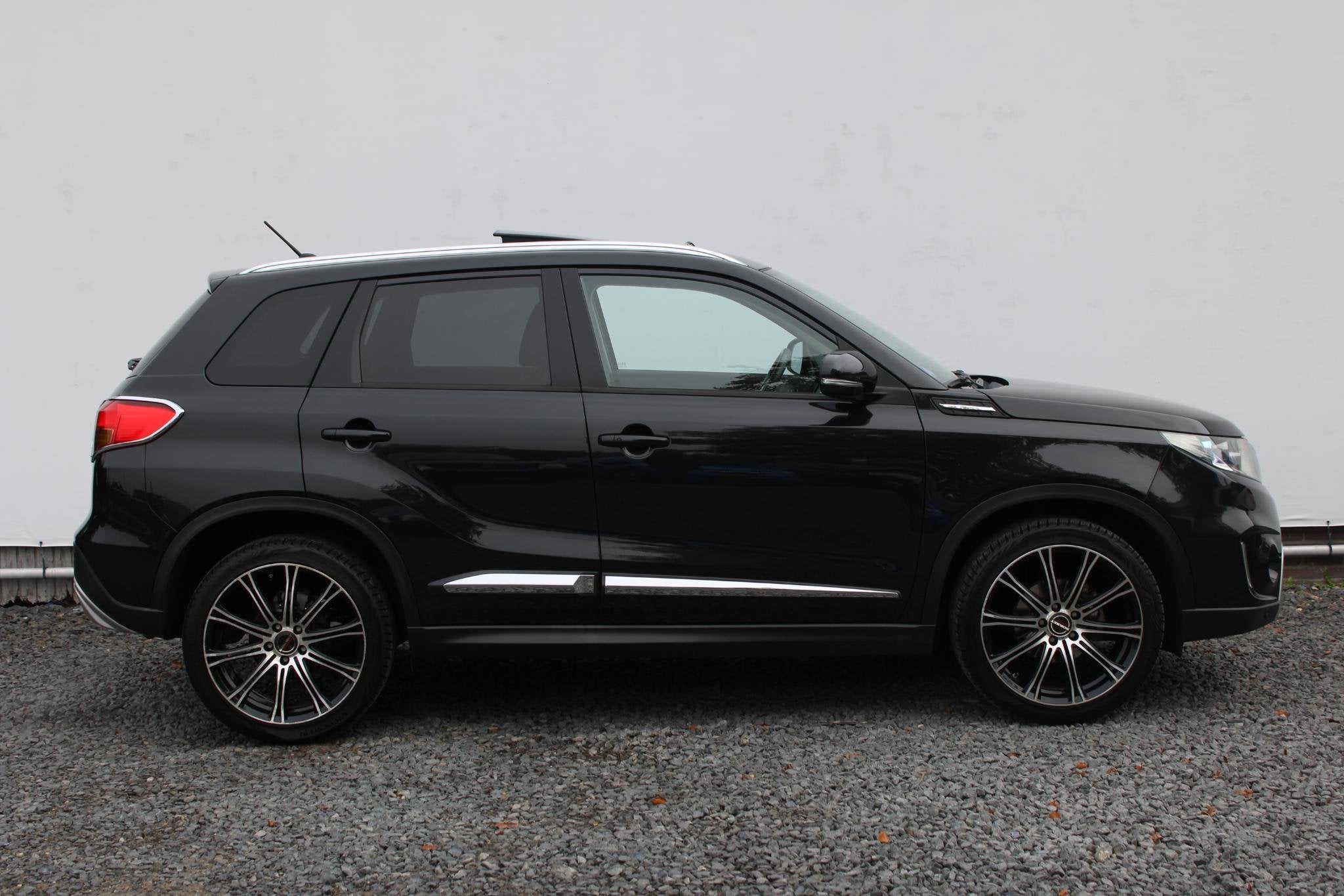 Suzuki Vitara 1.6 High Executive 19 Inch, 1e Eig ORG NL, Pan, Voorwielaandrijving, Stof, 4 cilinders, 400 kg