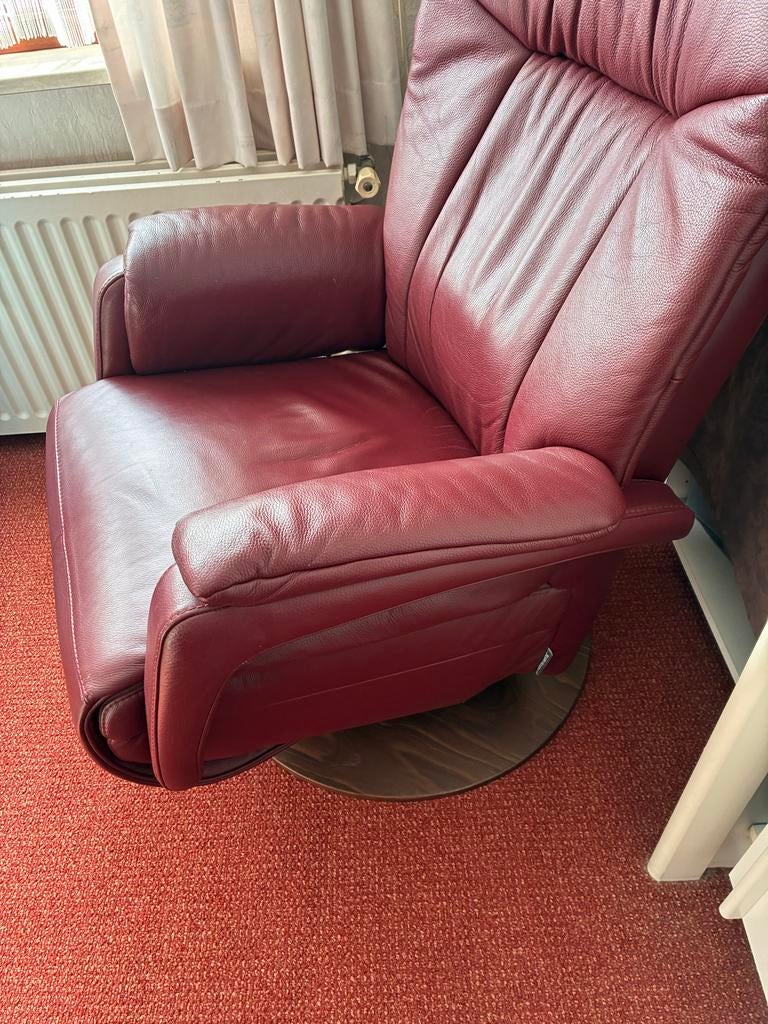 Prominent Seniorenstoel - Leer, Elektrisch Verstelbaar, Huis en Inrichting, Stoelen, Ophalen, Leer, Zo goed als nieuw, Eén