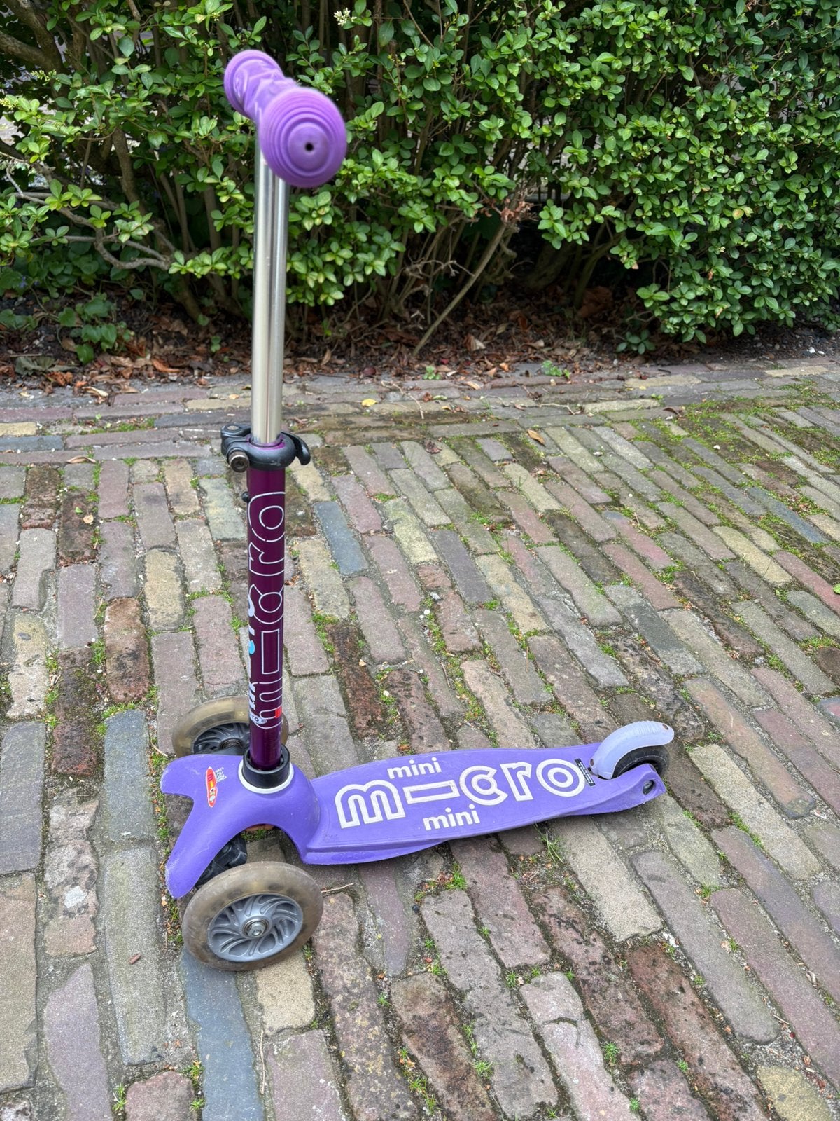 Paarse Micro step mini kids, Fietsen en Brommers, Ophalen of Verzenden, Zo goed als nieuw, Gewone step