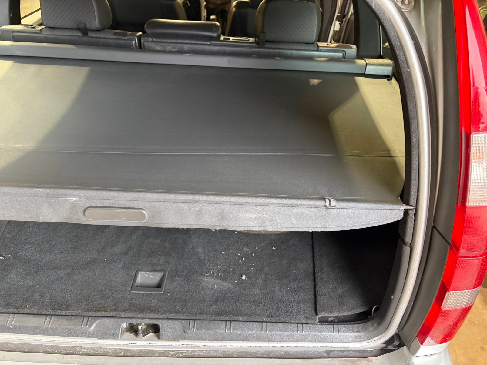 Rolhoes kofferbak volvo v70, Auto-onderdelen, Carrosserie en Plaatwerk, Ophalen of Verzenden, Volvo, Achterklep