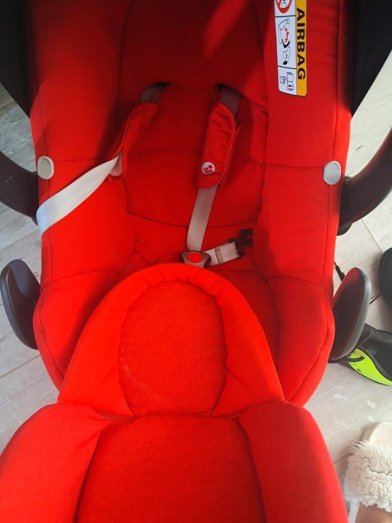 Maxi cosi rock - rood, Kinderen en Baby's, Autostoeltjes, Ophalen of Verzenden, 0 t/m 13 kg, Maxi-Cosi, Autogordel