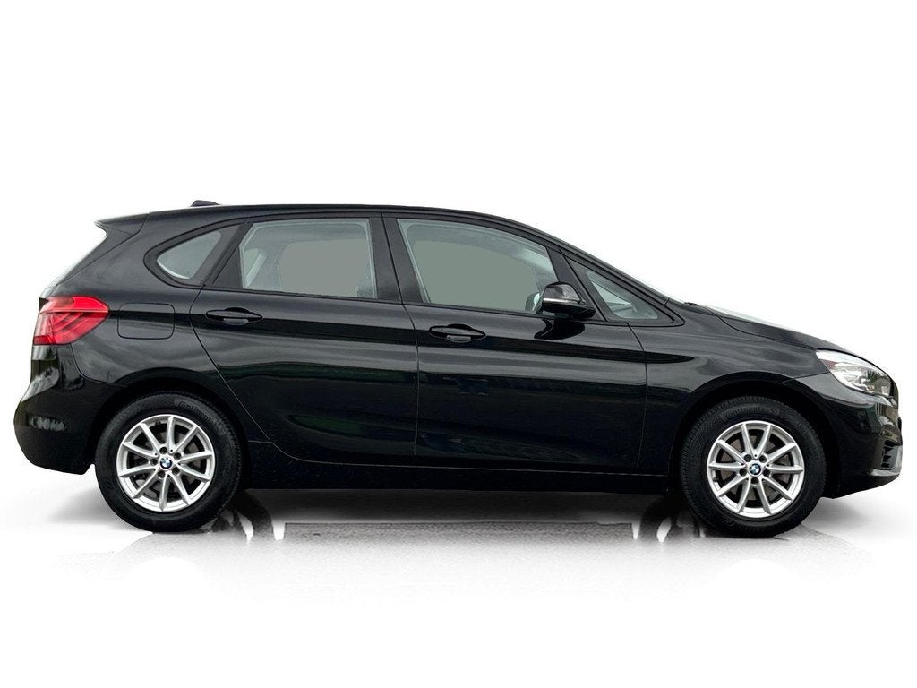 BMW 2-serie Active Tourer 218i Executive ✅ LED ✅ Navi, Auto's, BMW, 1345 kg, Gebruikt, Euro 6, Zwart