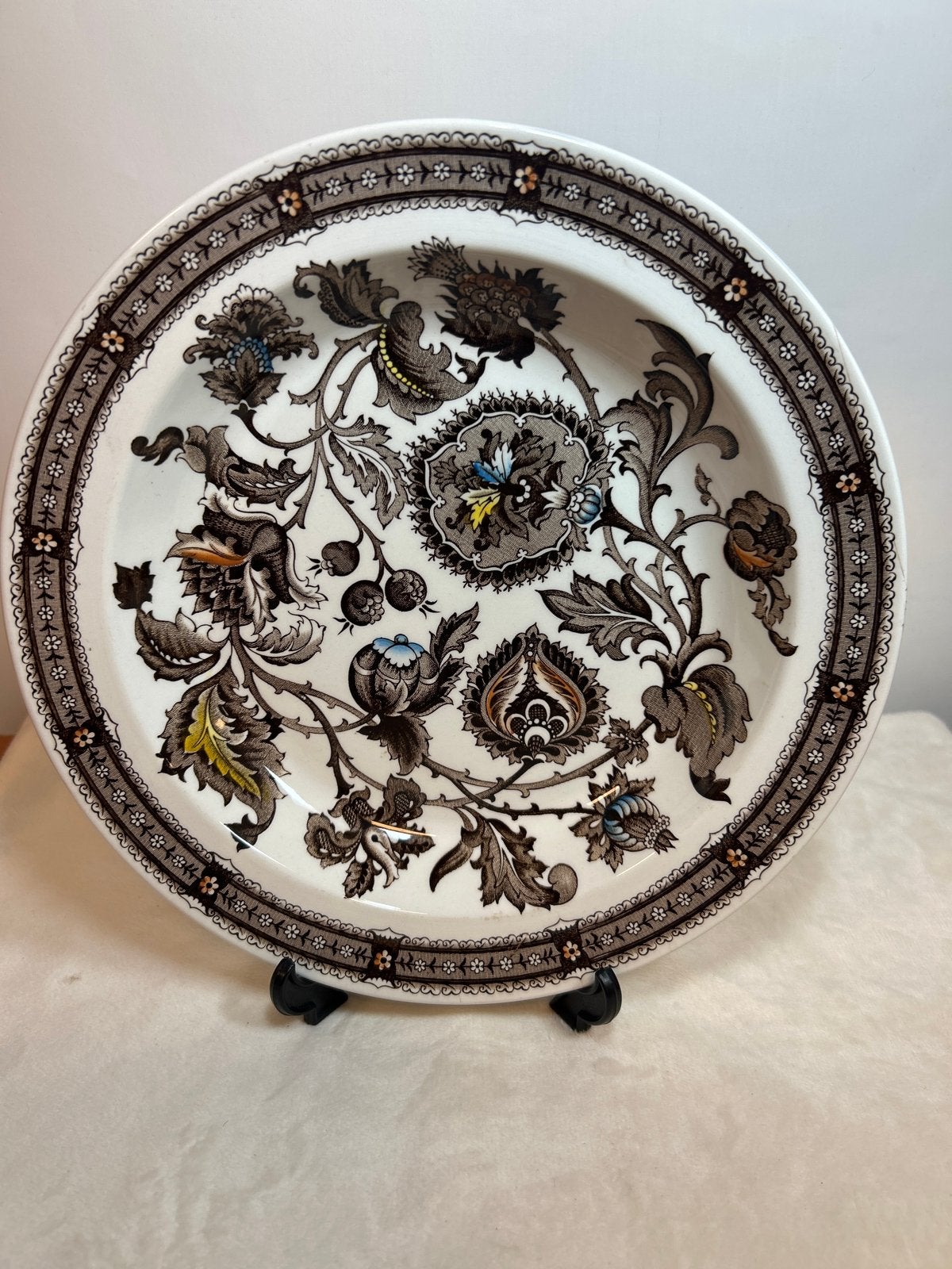 Vintage Ridgway Ironstone "Jacobean" bord, Ophalen of Verzenden