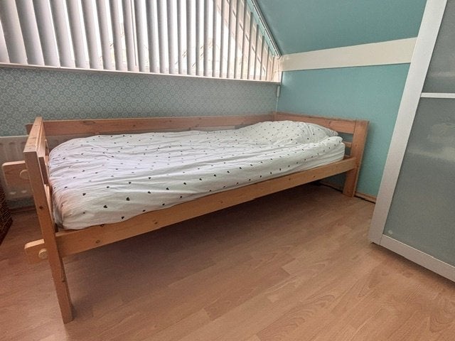 éénpersoonsbed kinderbed evt. met bijpassend kastje, 85 tot 100 cm, Gebruikt, 180 cm of meer, Ophalen