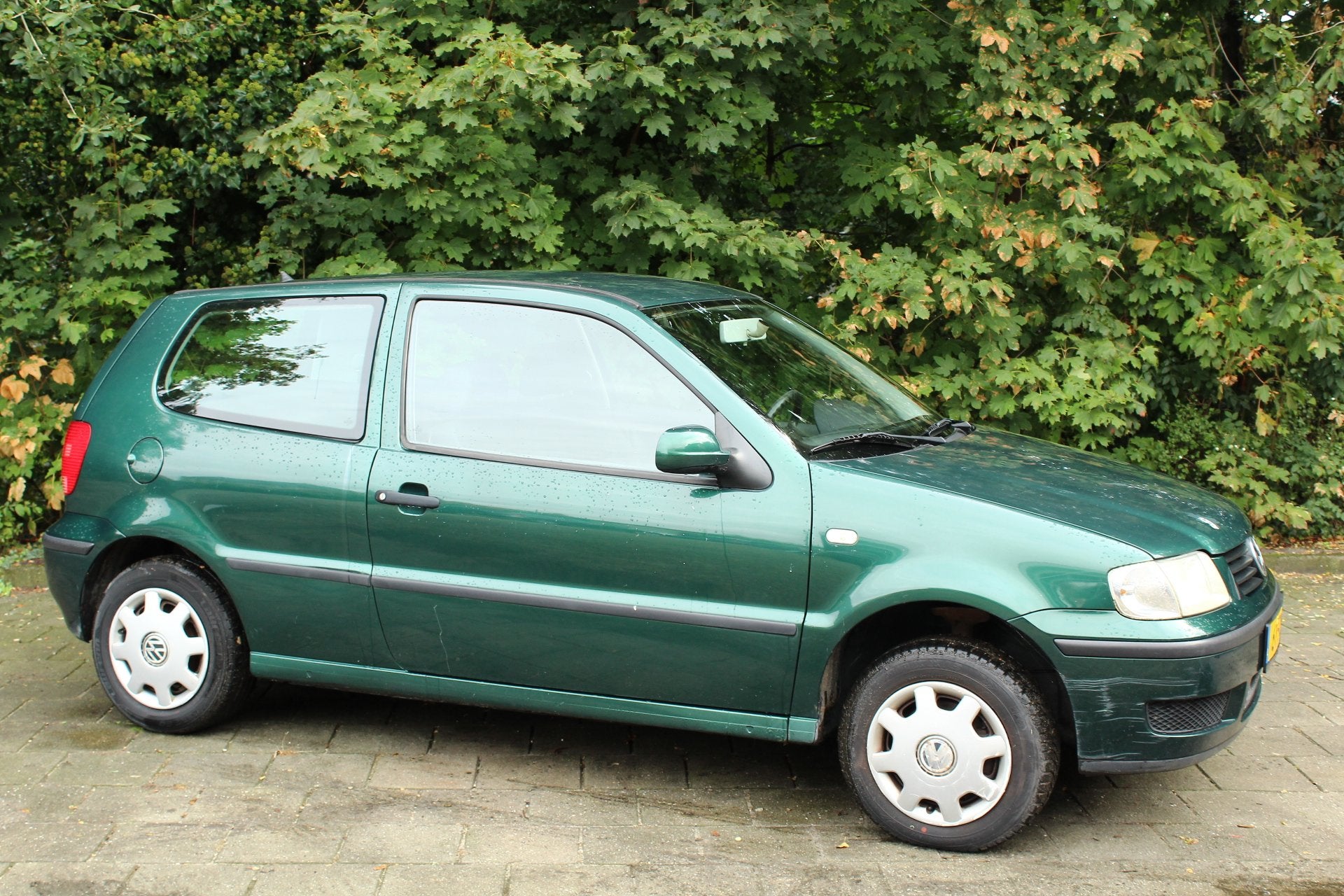Volkswagen Polo 1.4 Trendline D.riem is vervangen (bj 2000), foto 2