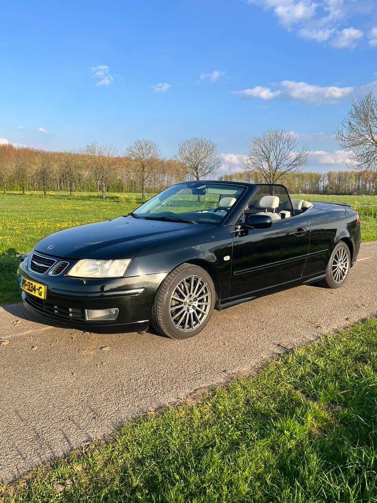 Chique de zomer in met deze CABRIO 9.3 aero!, 1998 cc, 4 cilinders, Cabriolet, 4 stoelen