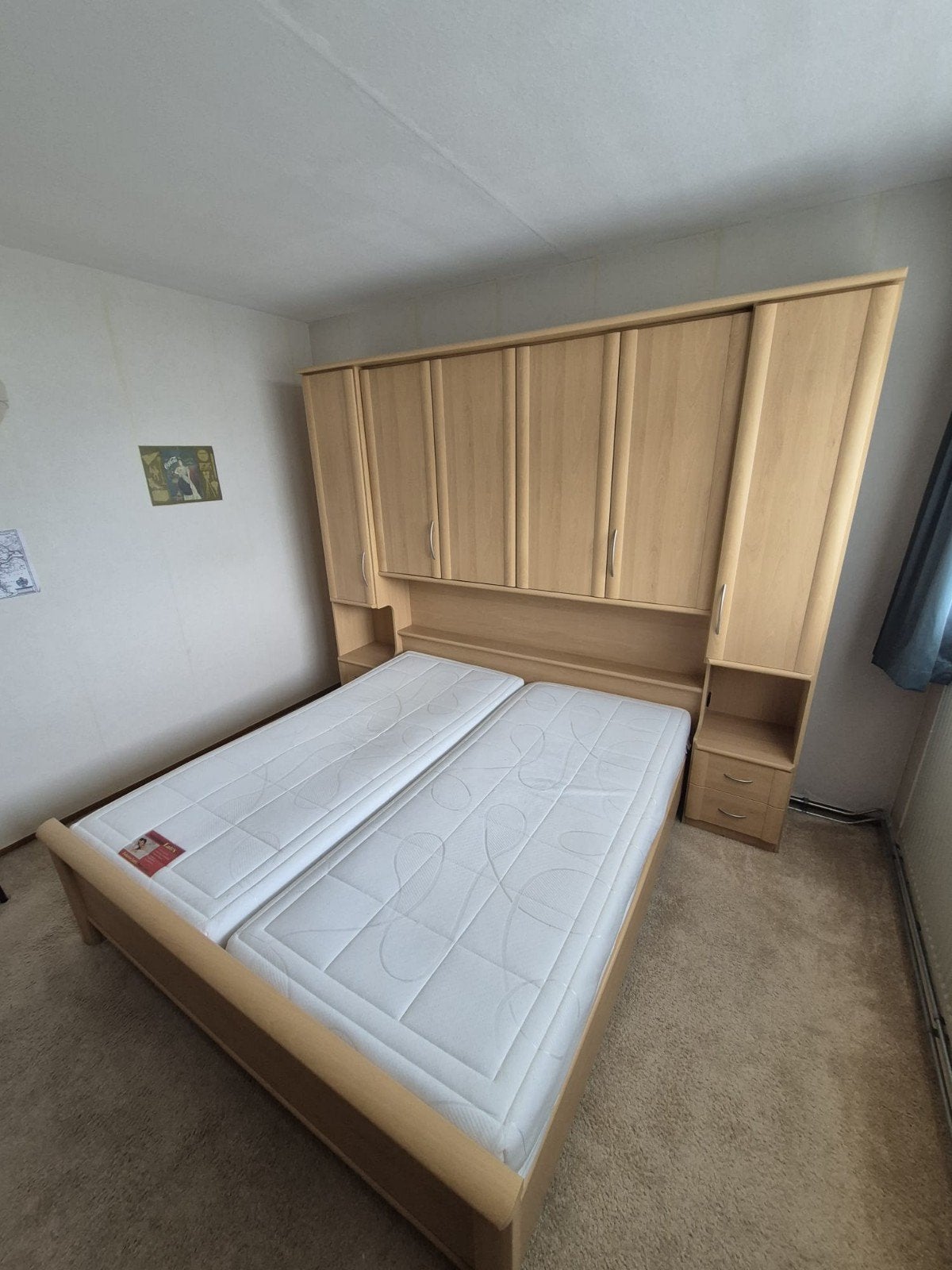 Ledikant met ombouw, lattenbodems en matrassen, Huis en Inrichting, Slaapkamer | Bedden, Ophalen, Gebruikt, Tweepersoons, 180 cm