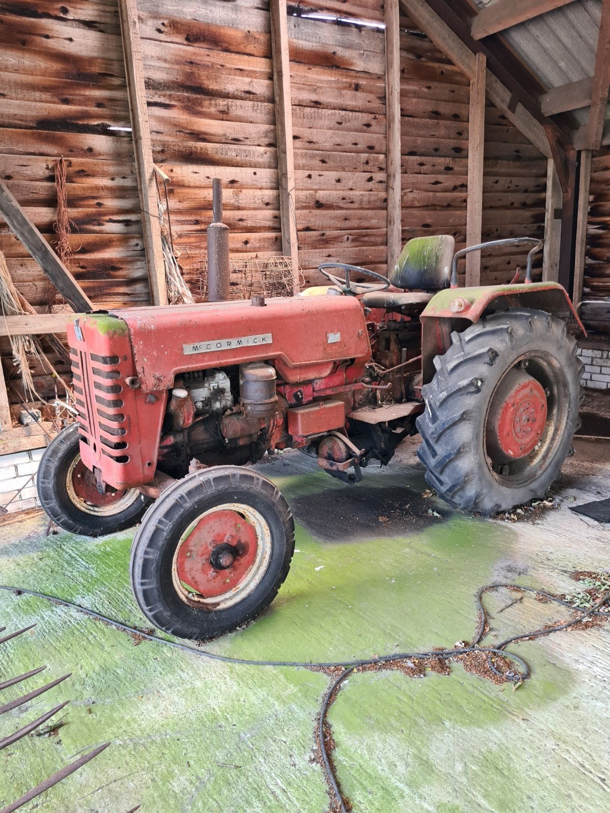Tractor Mc Cormick D 432  1965 opknapper, Gebruikt, 1:32 tot 1:50, Overige typen, Ophalen