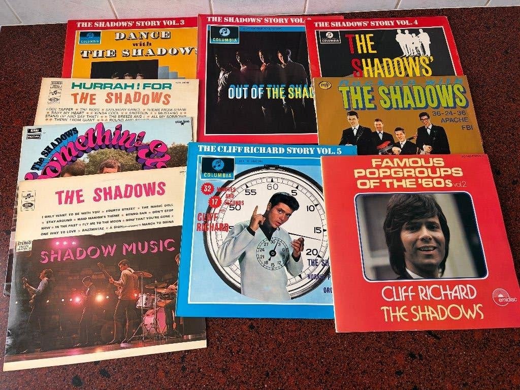 Lp's The Shadows en Cliff Richard, Beschermende buitenhoes, Ophalen of Verzenden, Gebruikt, LP