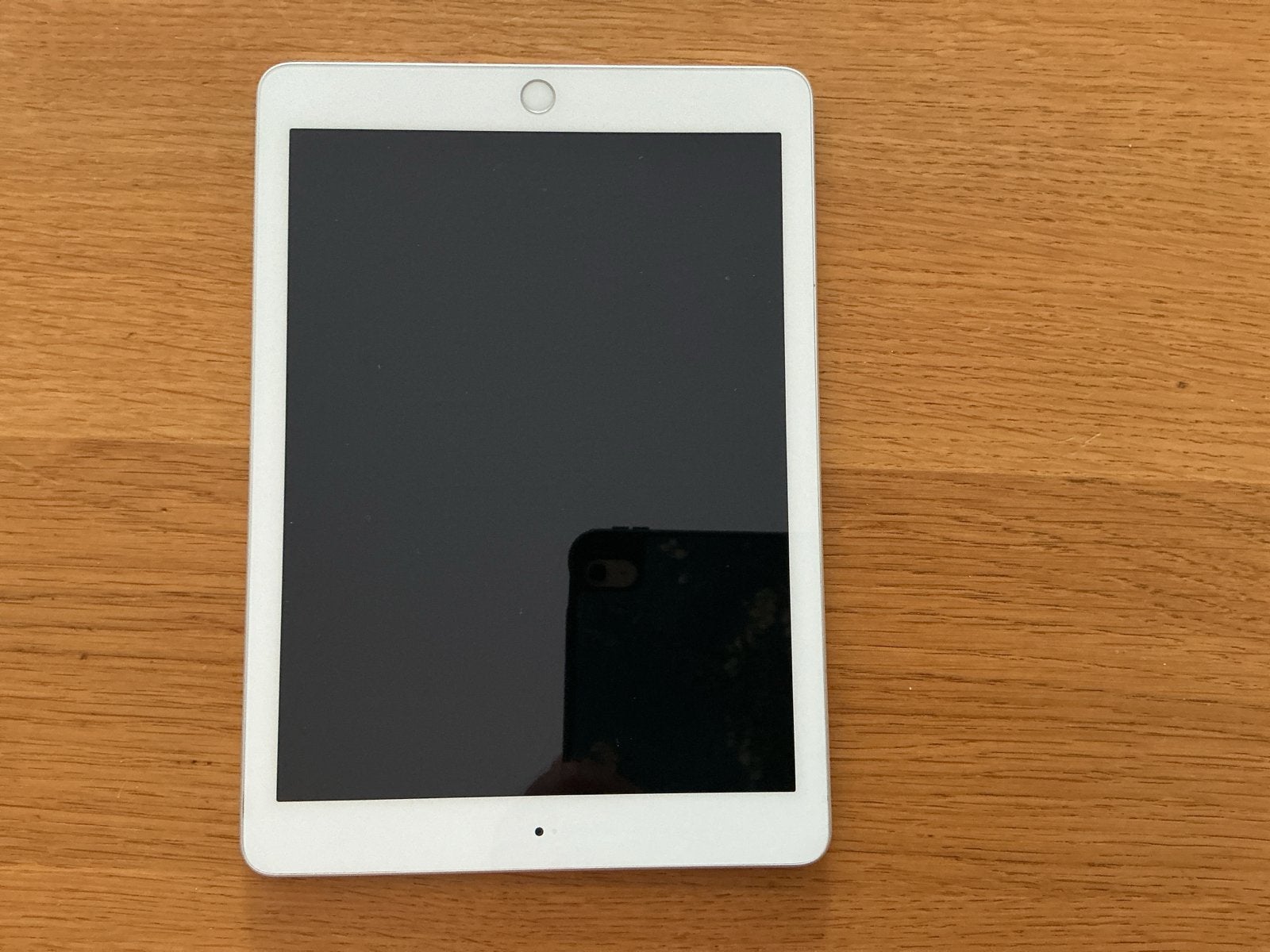 Apple iPad 2018 (6e generatie), Computers en Software, Apple iPads, Gebruikt, Apple iPad, 10 inch, 32 GB, Zilver, Ophalen of Verzenden