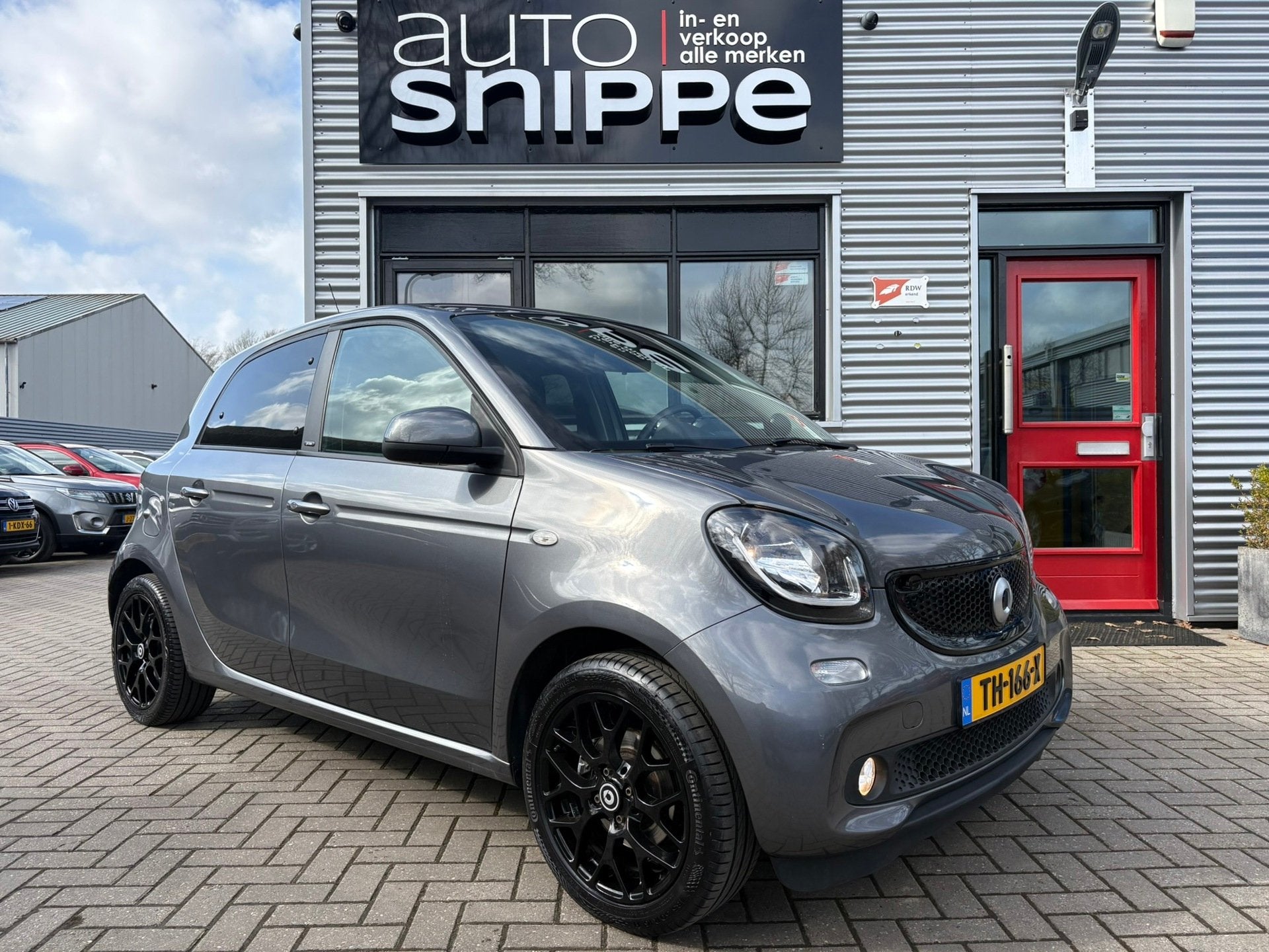 Smart Forfour 1.0 Prime -5DRS.-CLIMA-STOELVERWARMING-JBL SOU, Achterwielaandrijving, Gebruikt, 4 stoelen, Handgeschakeld