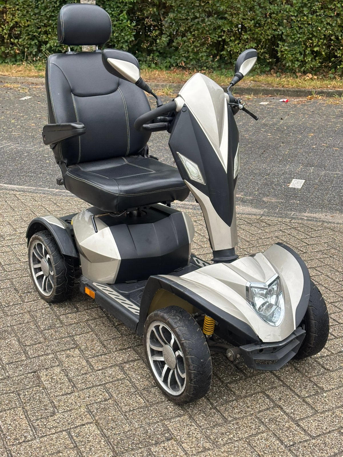 Zeer mooie Carpo 4 Scootmobiel super accus 80 amp, Overige merken, Meer info ☎️0️⃣6️⃣➖2️⃣0️⃣9️⃣0️⃣1️⃣0️⃣4️⃣0️⃣, Carpo 4 Scootmobiel