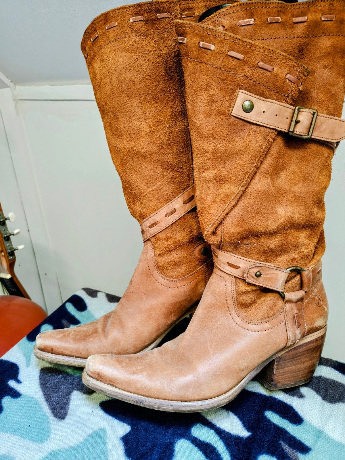 laarzen maat 41 Bronx cognac suede, Kleding | Dames, Ophalen of Verzenden, Gedragen, Bruin, Hoge laarzen