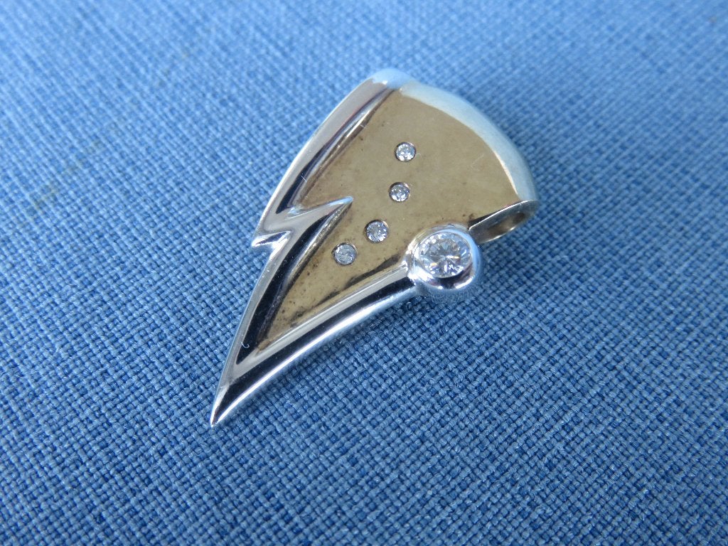 Gouden design hanger met diamanten in 8 karaat goud, Ophalen of Verzenden, Zo goed als nieuw, Goud, Goud