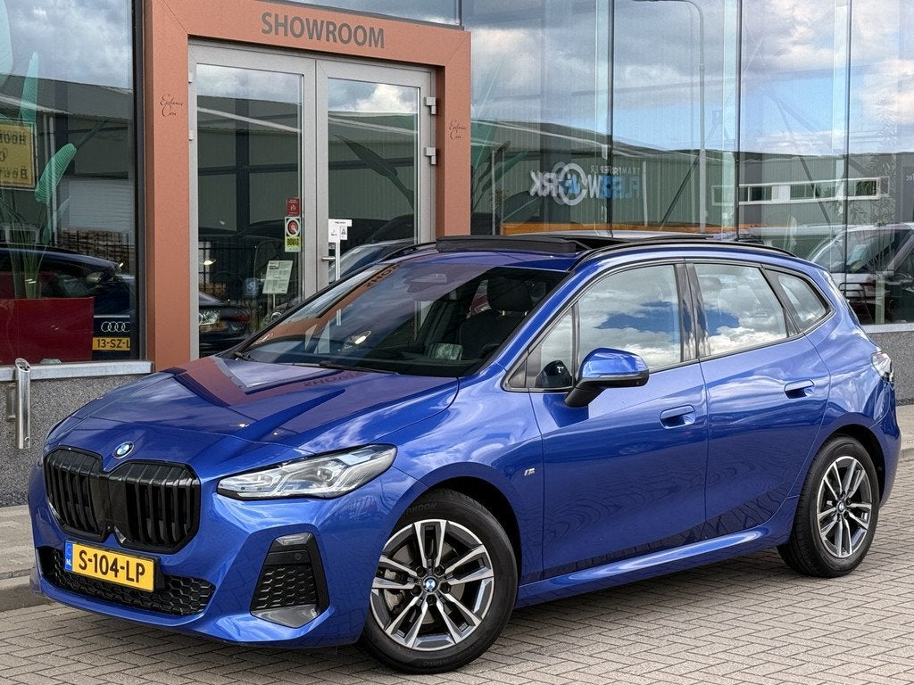 BMW 2 Serie Active Tourer 220i M-sport | Pano | Cruise | Lan, Auto's, BMW, Automatische klimaatregeling, Gebruikt, Blauw, Bedrijf