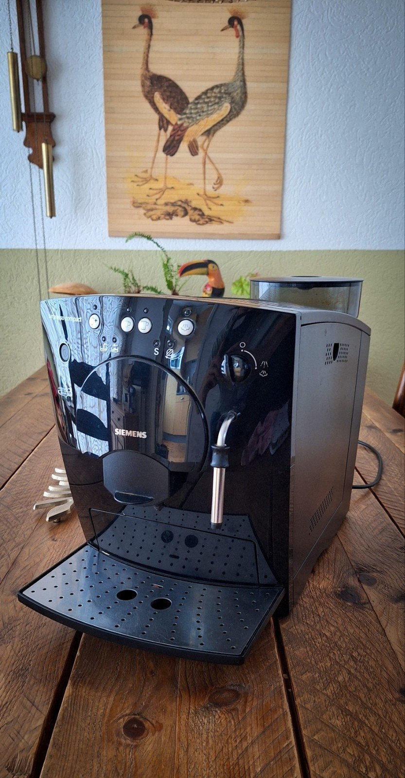 Siemens Surpresso Compact volautomatische koffiemachine, Espresso apparaat, Zo goed als nieuw, 2 tot 4 kopjes, Afneembaar waterreservoir
