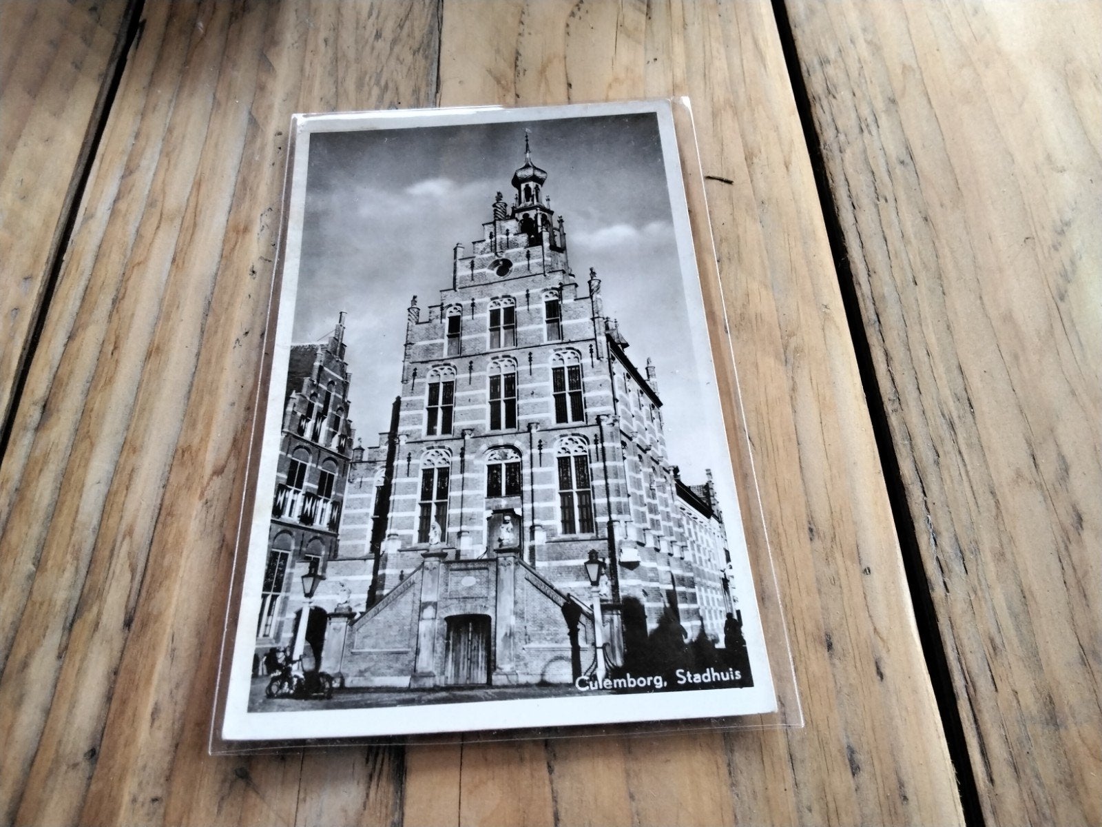 Stadhuis Culemborg fotokaart ongelopen, Ophalen