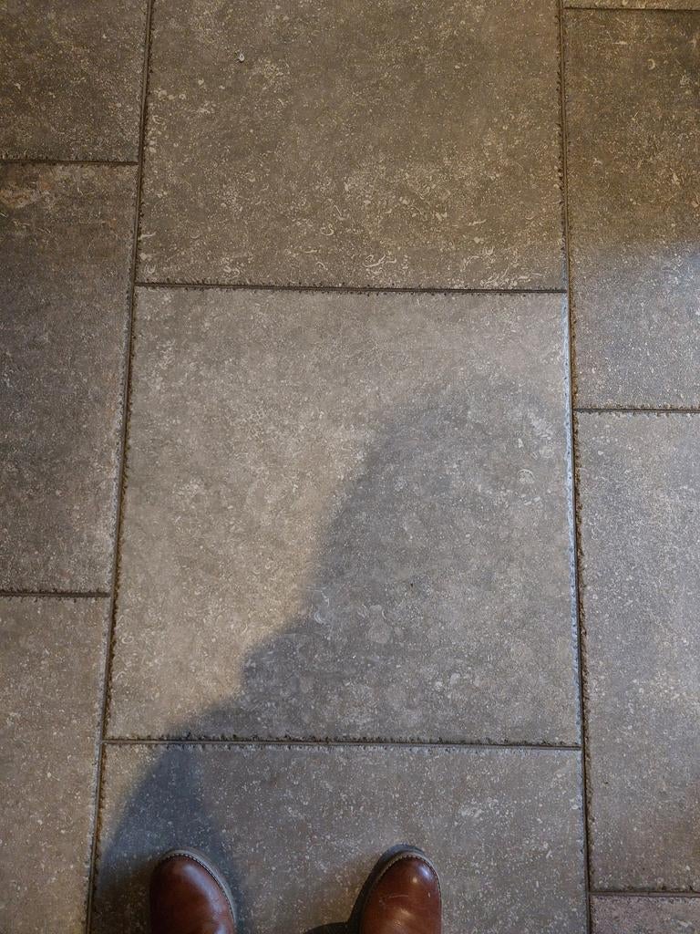 Gezocht!! Kronos vloertegel oudmodder, 60 cm of meer, Nieuw, Ophalen of Verzenden, Minder dan 5 m²