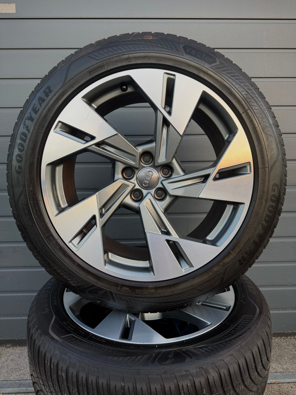 20 inch originele Audi E-tron velgen 5x112 / Q8 / GE / 4KE, Auto-onderdelen, Banden en Velgen, Ophalen, Gebruikt, 255 mm, Banden en Velgen