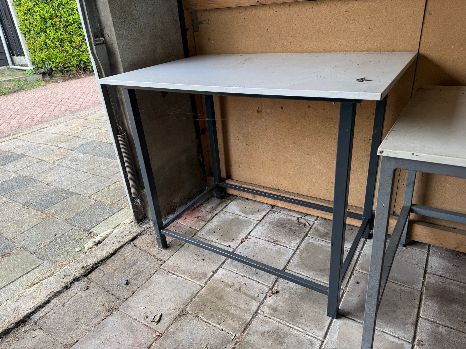 Stevige werkbank/garagetafel, Doe-het-zelf en Verbouw, Werkbanken, Ophalen, Gebruikt