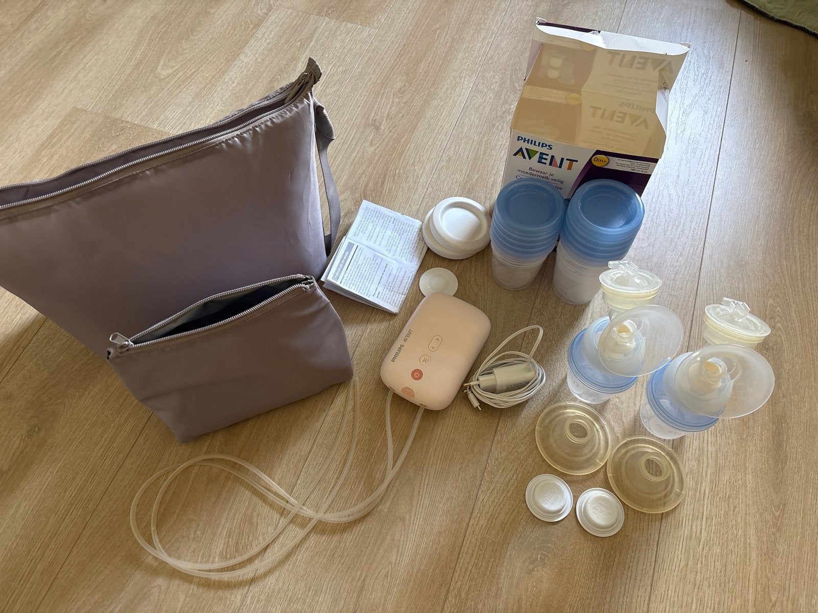 Philips Avent dubbele Borstkolf en Bewaarbakjes Set, Draagbaar, Borstkolf, Zo goed als nieuw, Philips Avent