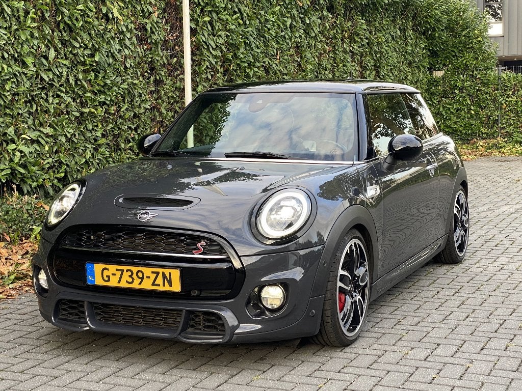 MINI Cooper S 2.0 JCW | Pano | Chester Leder | Harman Kardon, 1195 kg, Adaptive Cruise Control, Euro 6, 4 stoelen