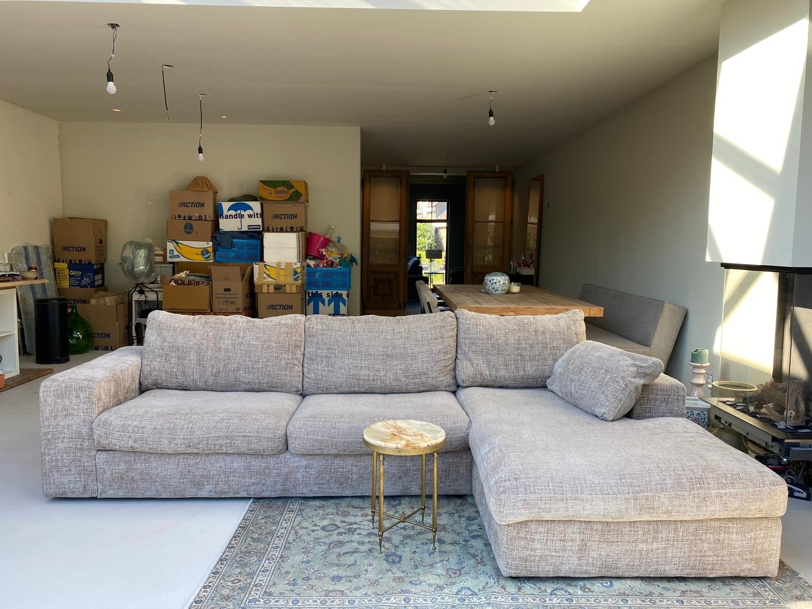 Ruime hoekbank met chaise longue - perfect voor gezinnen, Ophalen, 100 tot 125 cm, 300 cm of meer, Zo goed als nieuw