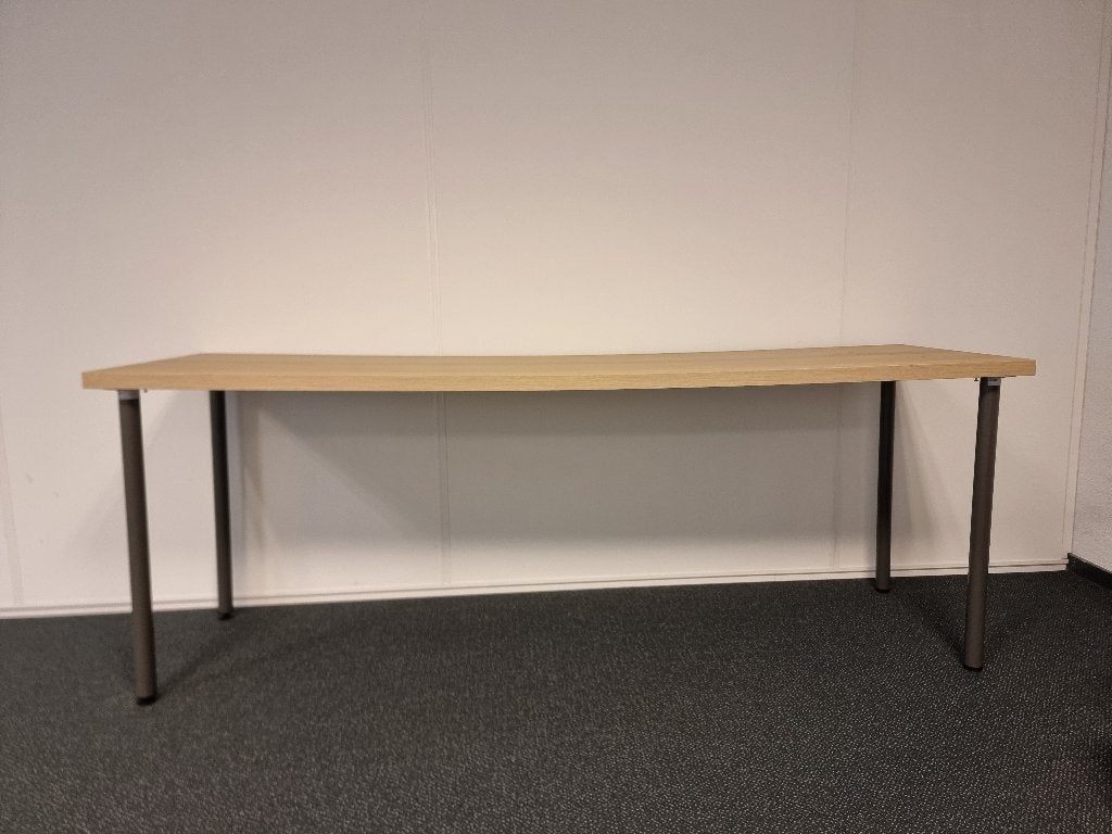 4 LAGKAPTEN bureautafels, Ophalen, Overige typen, Gebruikt, Hout