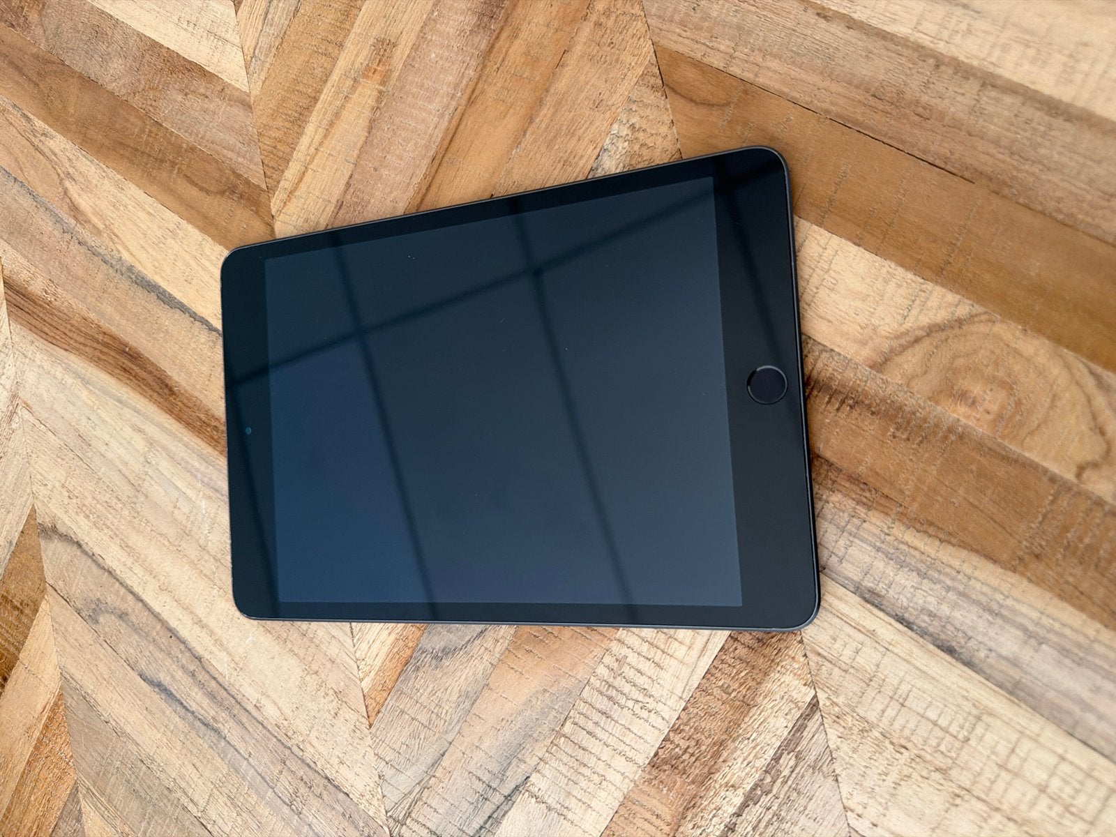 iPad mini 5 64GB LTE - Moederbord Probleem, Ophalen of Verzenden, Gebruikt, Grijs