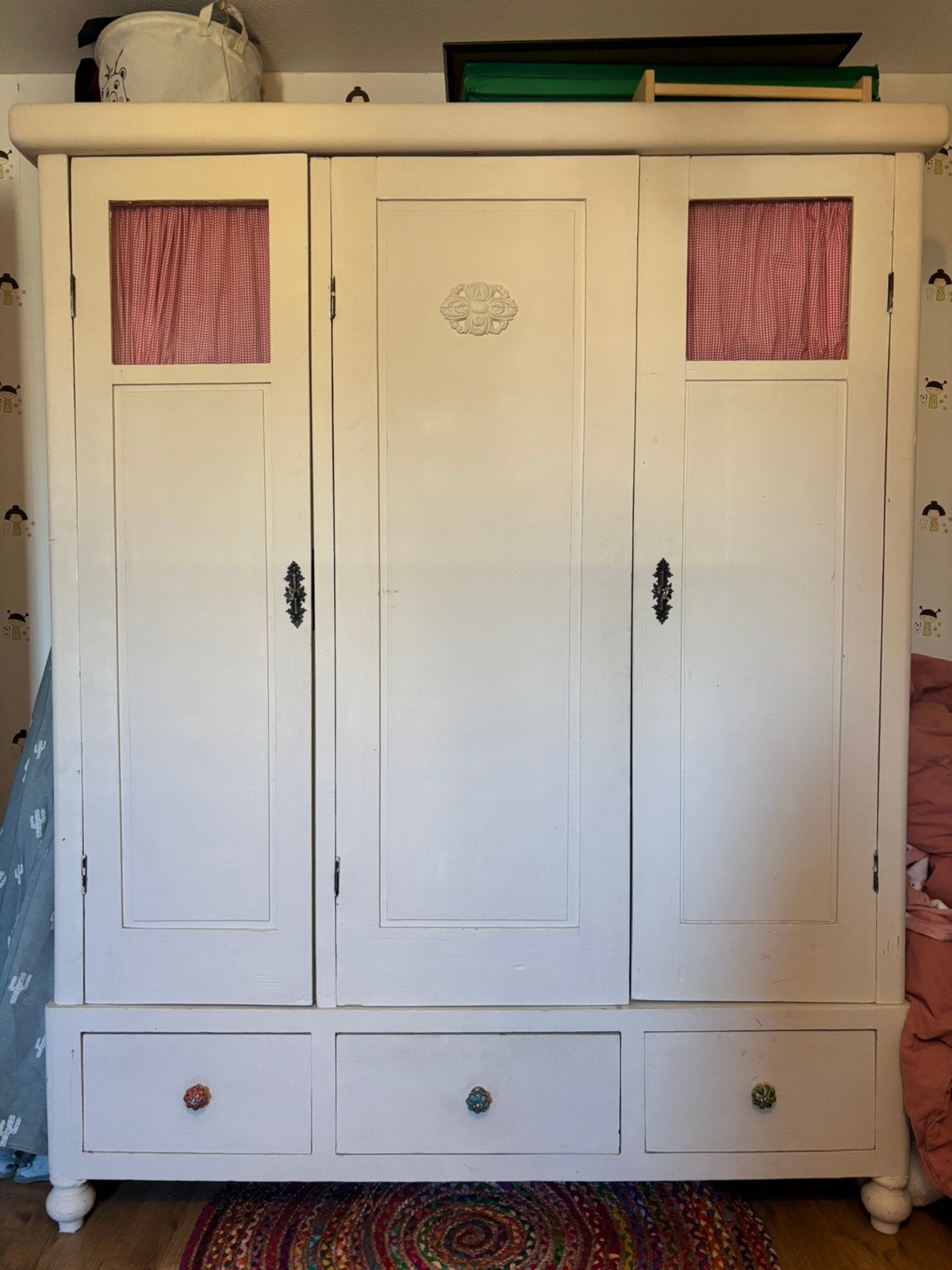 Antieke vintage witte kledingkast meisje, Gebruikt, 150 tot 200 cm, 50 tot 75 cm, Ophalen