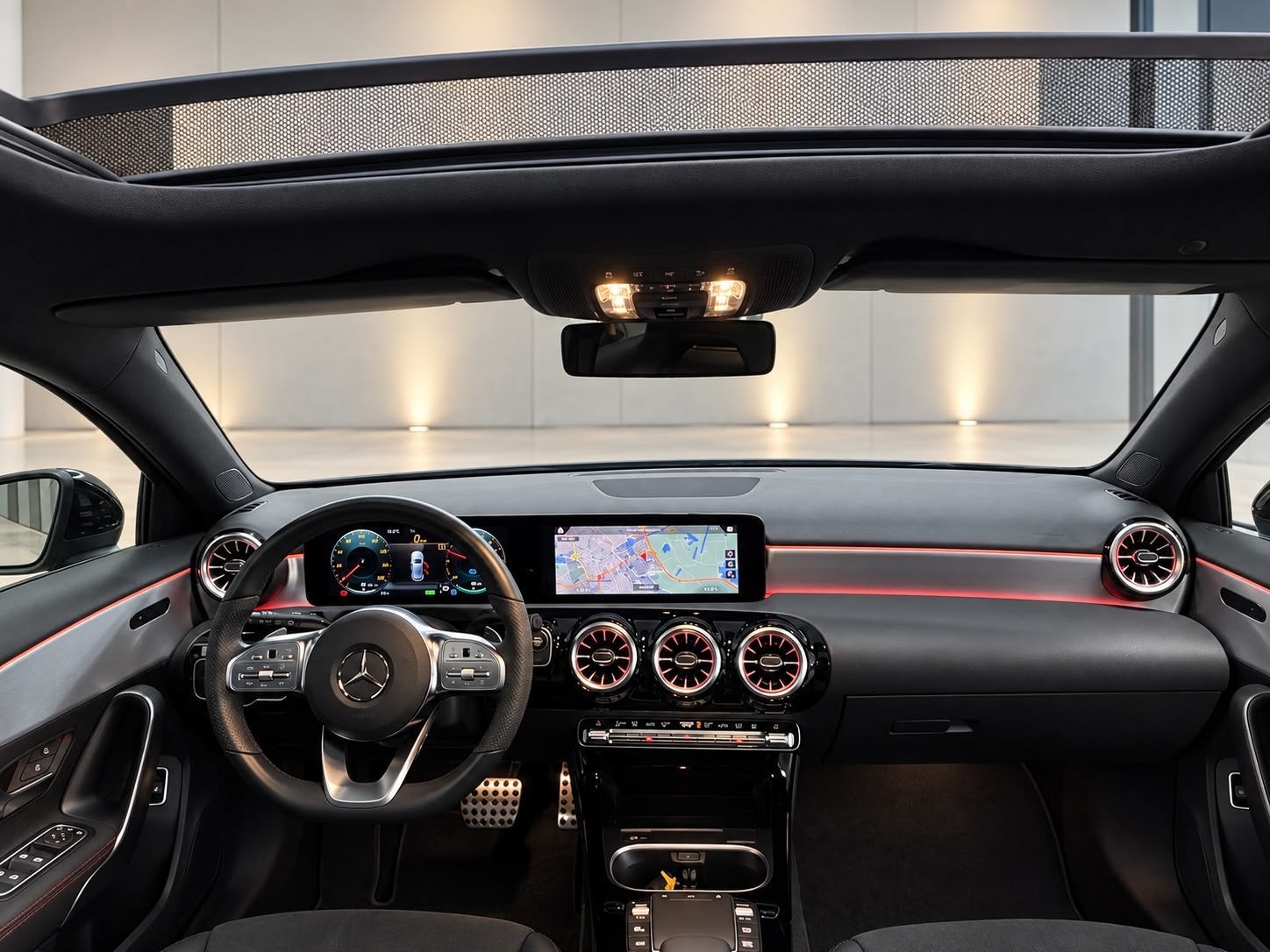 Foto 3 van Mercedes-Benz A-klasse 250 e AMG Limited|PANO|Black Edition