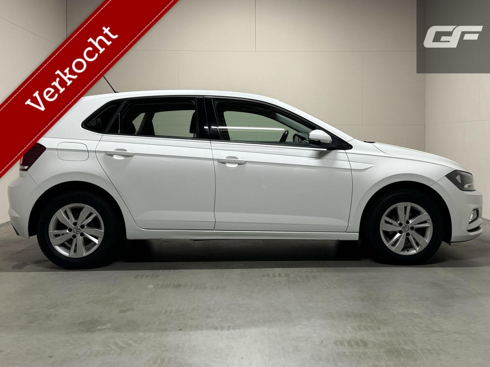 Volkswagen Polo 1.0 TSI Comfortline ACC Navi Camera CarPlay, Voorwielaandrijving, Stof, Gebruikt, Met garantie (alle)