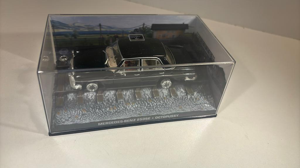 Mercedes benz 250 se jams bond atlas 1.43, Overige merken, Auto, Ophalen of Verzenden, A