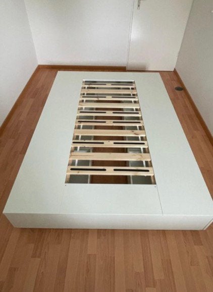 Zgan tweepersoonsbed Nordli Ikea met BeterBed matras, Huis en Inrichting, Slaapkamer | Matrassen en Bedbodems, Zo goed als nieuw