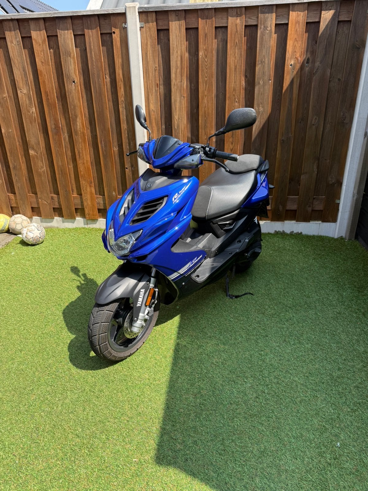 Yamaha Aerox 50R 2021, Ophalen, Zo goed als nieuw, Benzine, Aerox