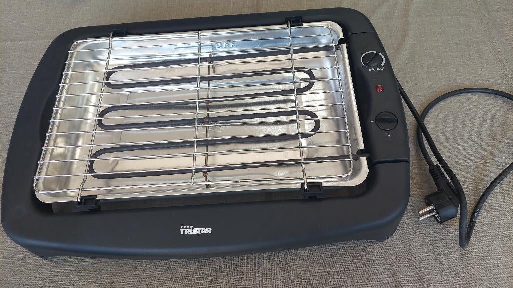 tafelgrill Tristar werkend, Witgoed en Apparatuur, Contactgrills, Ophalen of Verzenden, Zo goed als nieuw