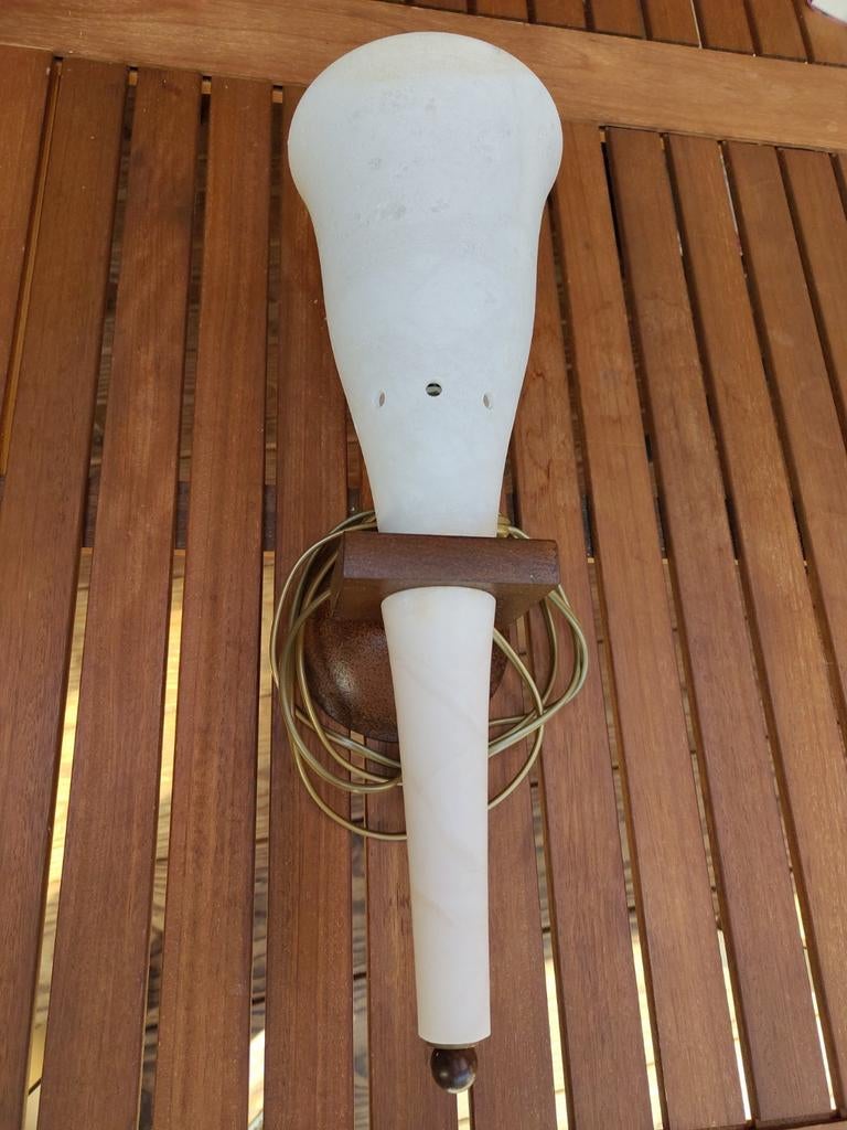 Elegante wandlamp met albasten kelk, Huis en Inrichting, Ophalen, Gebruikt, Overige materialen, Klassiek