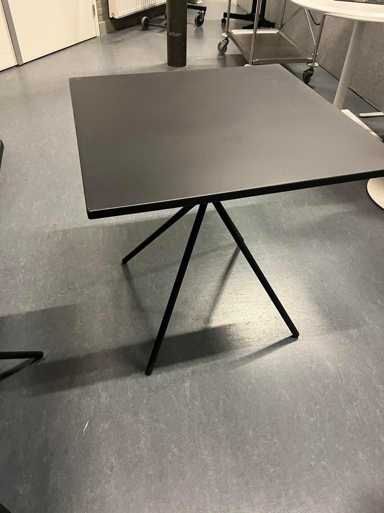 Brunner vierkante eettafel, zwart bistrotafel 4 stuks, Ophalen, Gebruikt, Vierkant, 50 tot 100 cm
