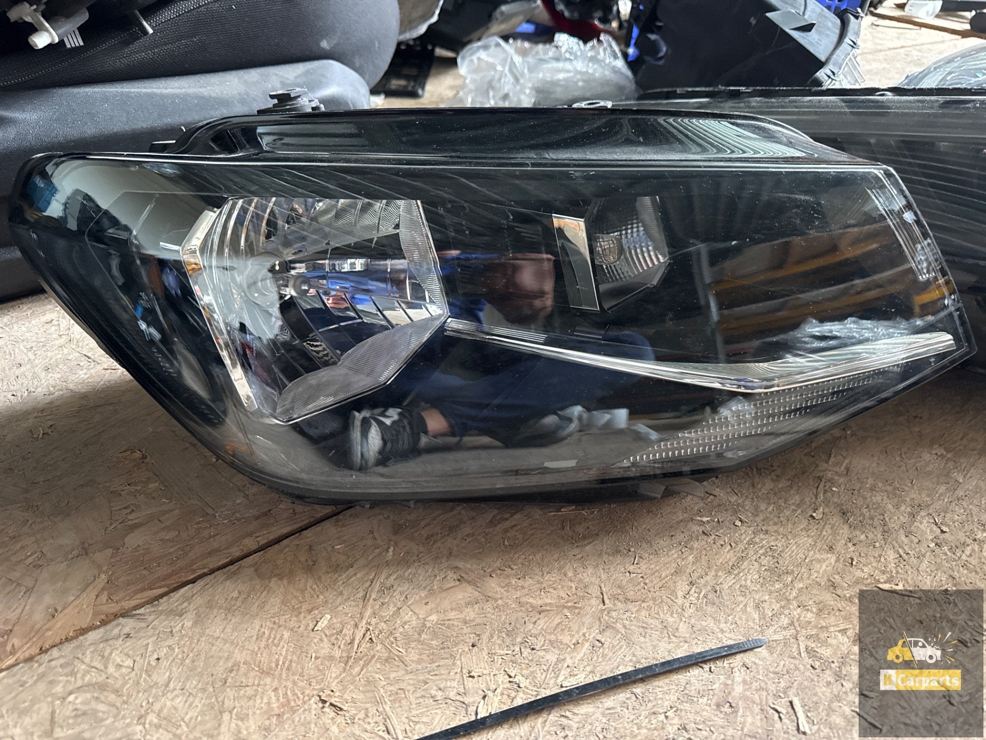 Koplamp Volkswagen Caddy Halogeen 2K1941016A Rechts, Info@fabrikant.eu, Ophalen of Verzenden, Fabrikant BV, Gebruikt