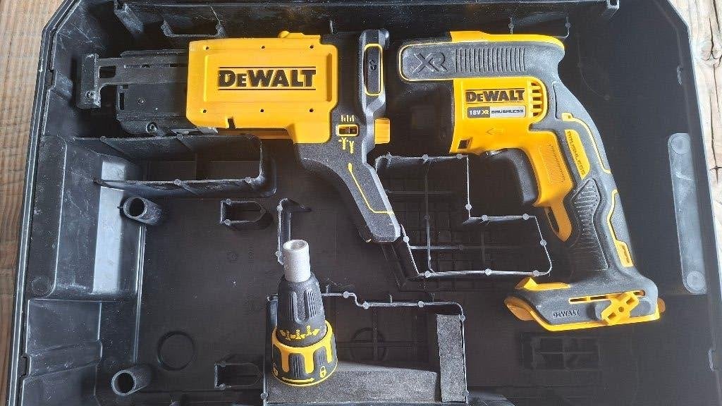 Foto 2 van Dewalt DCF 620 Accu schroef automaat band schroefmachine