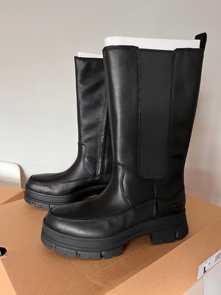 UGG Ashton Chelsea Tall Boot women, Kleding | Dames, Schoenen, Hoge laarzen, Zwart, Nieuw, Ophalen of Verzenden