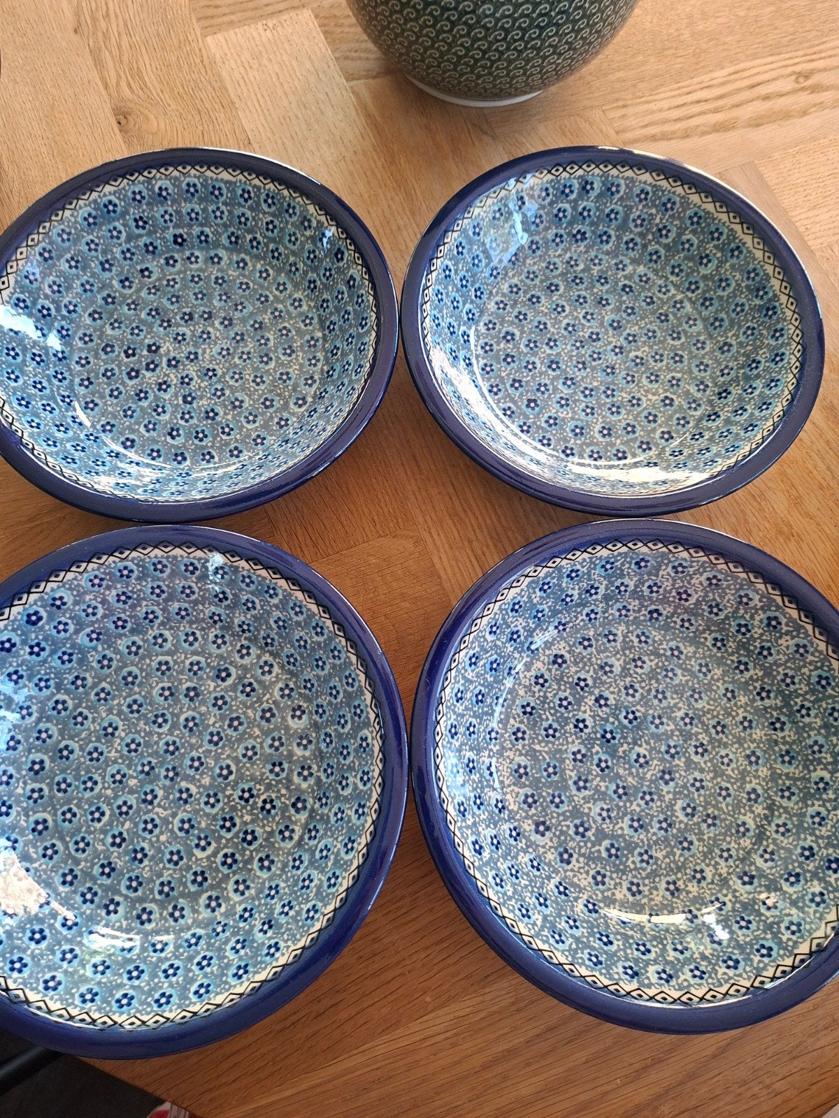 4 diepe Bunzlau borden - 21 cm, Gebruikt, ., Keramiek, Ophalen of Verzenden
