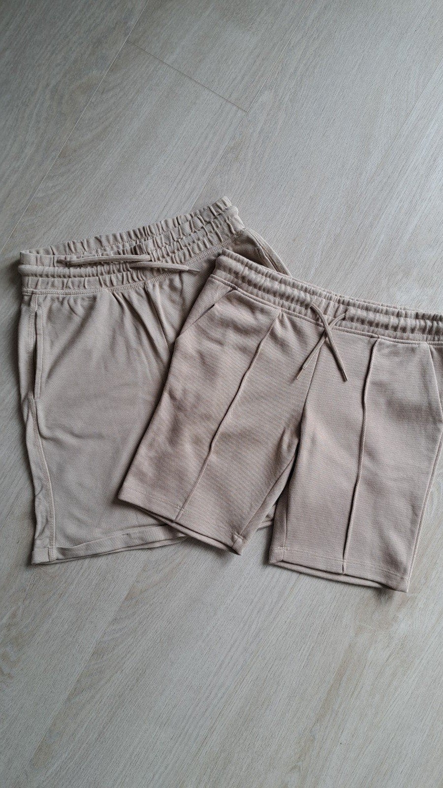 ** 2 Mooie stevige soepelvallende shorts mt  146/152, Ophalen of Verzenden, Gebruikt, Jongen, Broek
