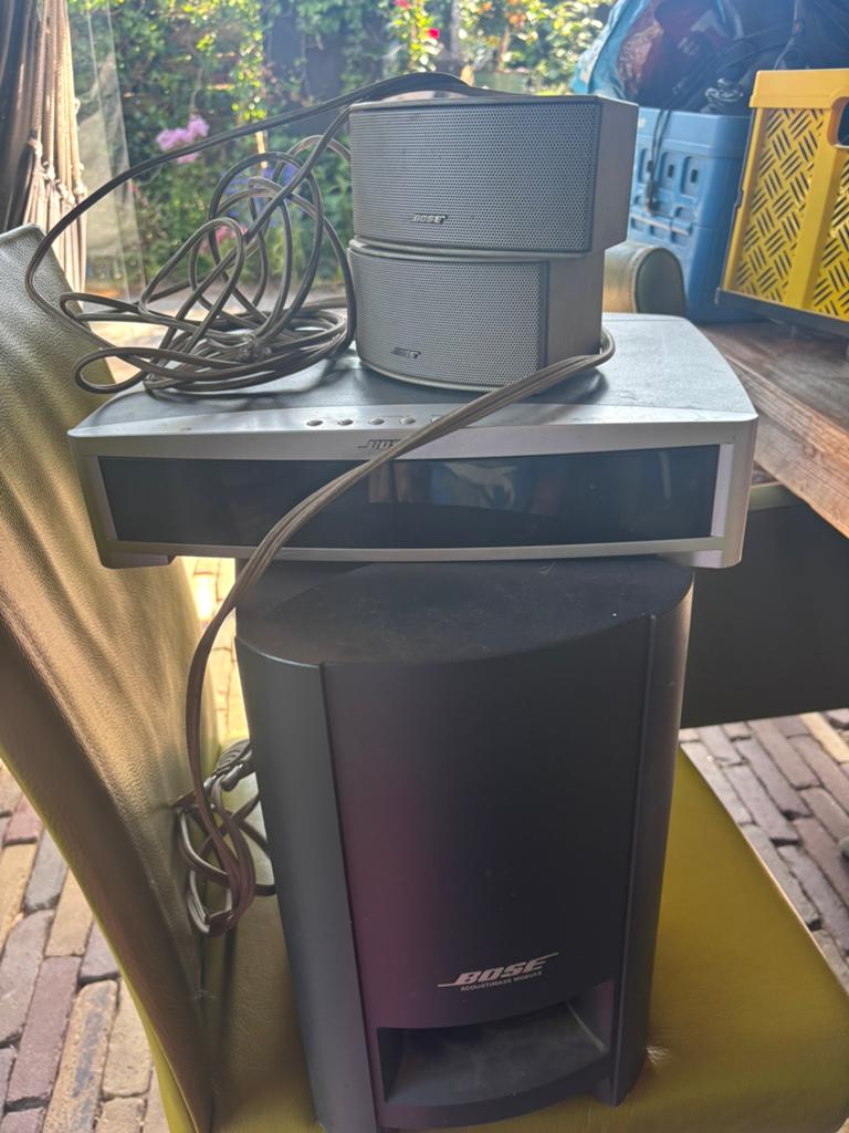 Bose acoustimass set