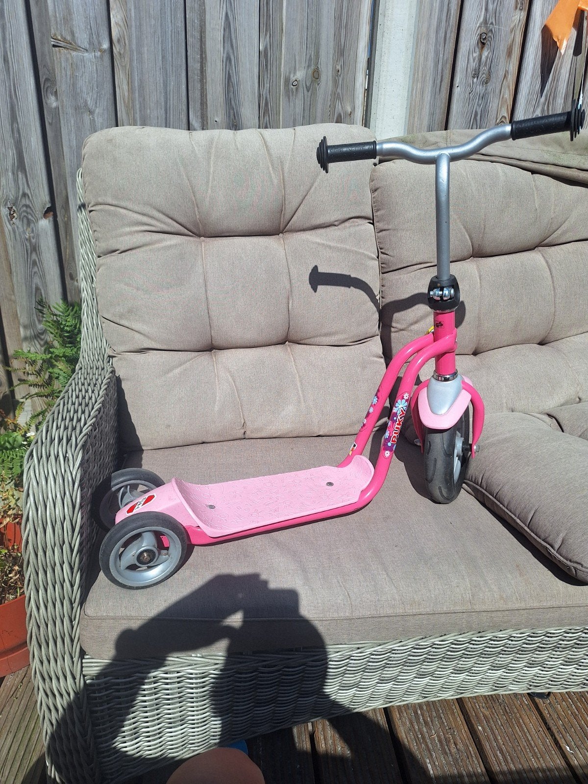 €3 Mooie roze Puky step - achterwiel stroef, Fietsen en Brommers, Ophalen, Gebruikt, Gewone step, Puky